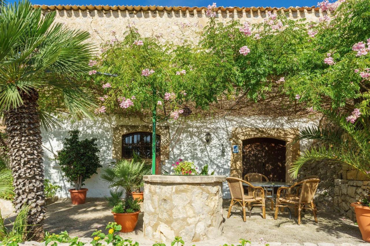 Villa Piedra Port de Pollenca Exterior photo