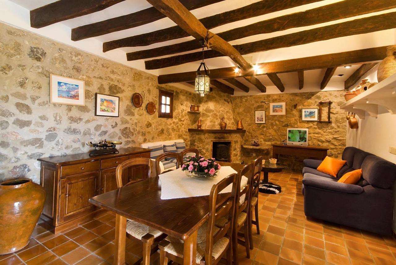 Villa Piedra Port de Pollenca Exterior photo